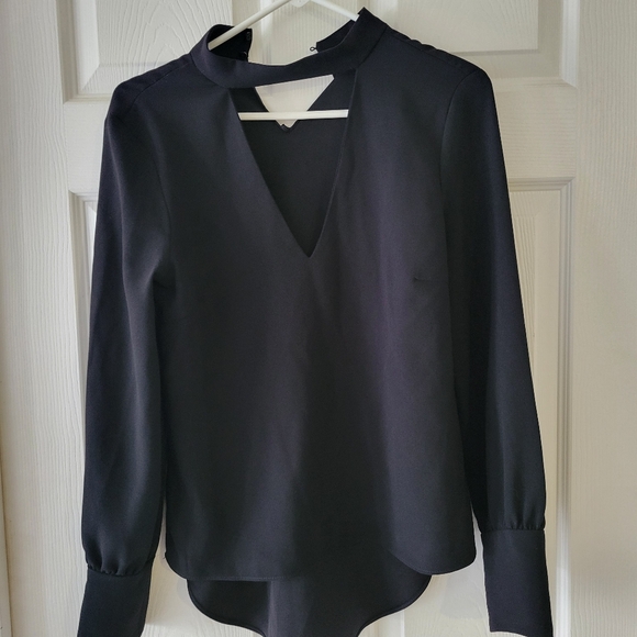 Black long sleeve Zara top. Size XS. Fits Like medium - Picture 1 of 2